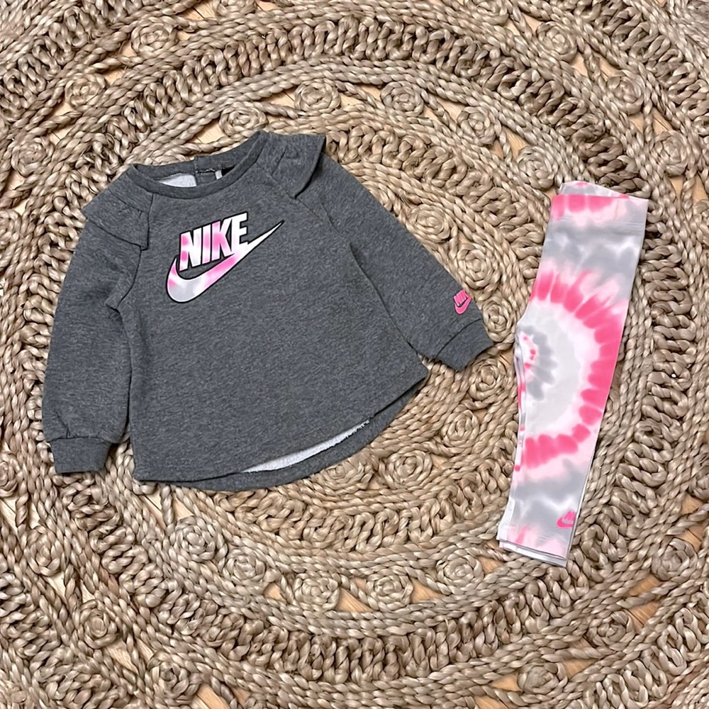 NIKE 2-PC Baby Outfit 12M